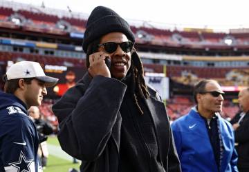 Jay-Z é acusado de estuprar menina de 13 anos junto com Diddy