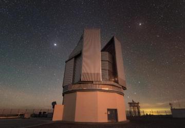 Astrônomos alertam sobre poluição luminosa perto de telescópios no Chile