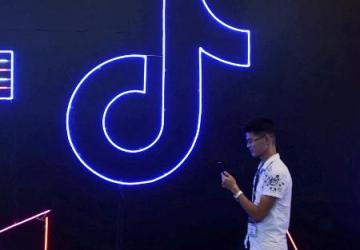 Com possível banimento do TikTok, americanos migram para outro app chinês